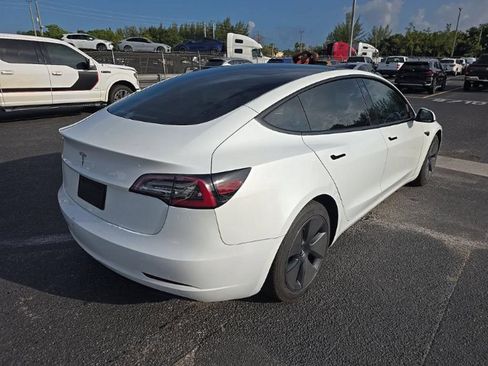 Used 2023 Tesla Model 3 Standard Range RWD image 3