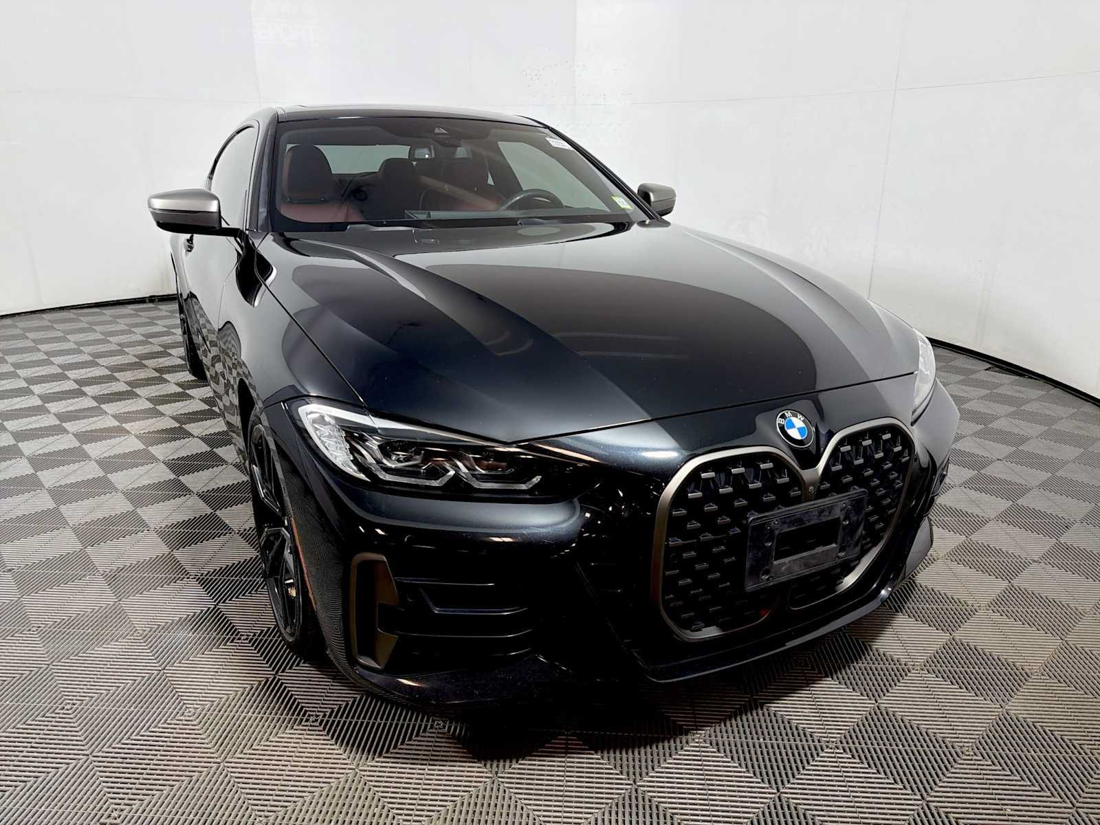 Used 2024 BMW 440i xDrive Coupe w/ Premium Package AWD/4WD image 2