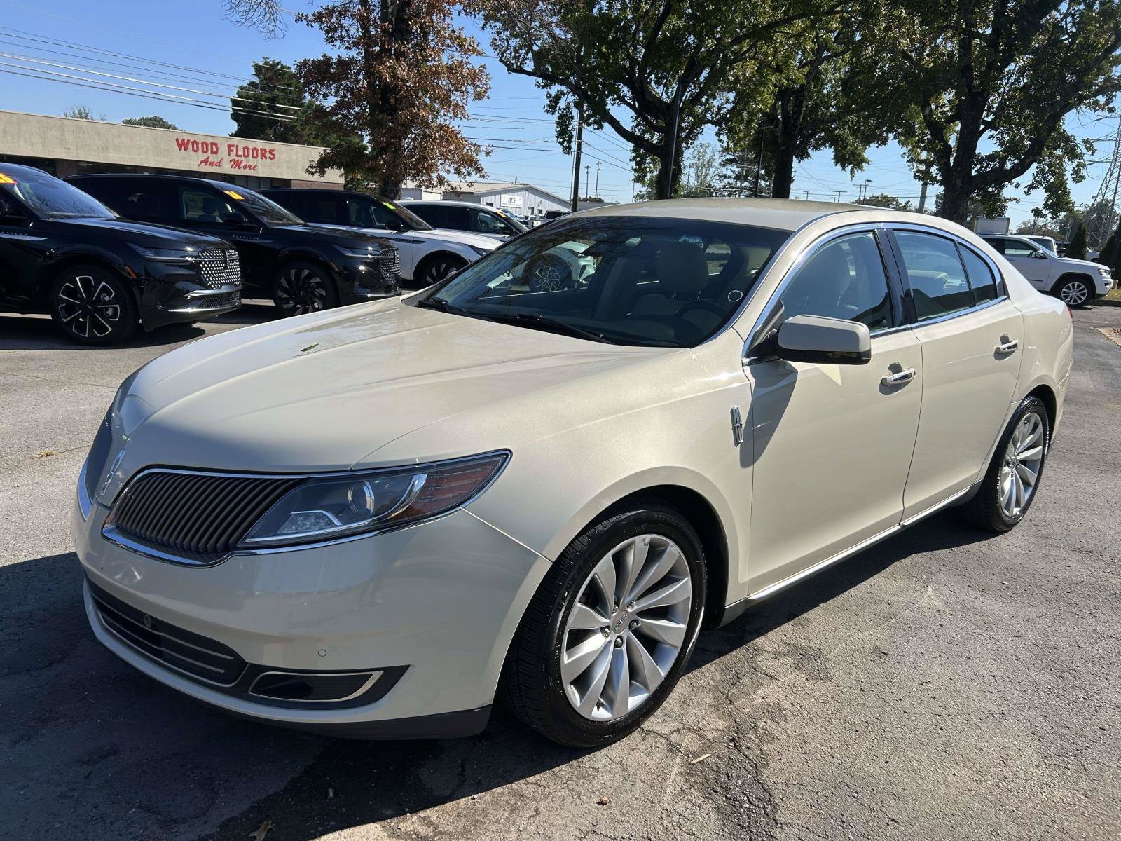 Used 2016 Lincoln MKS w/ Equipment Group 101A FWD image 9