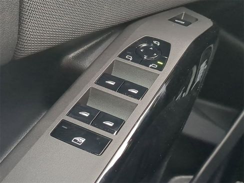 New 2026 BMW X3 xDrive30 w/ Premium Package image 25