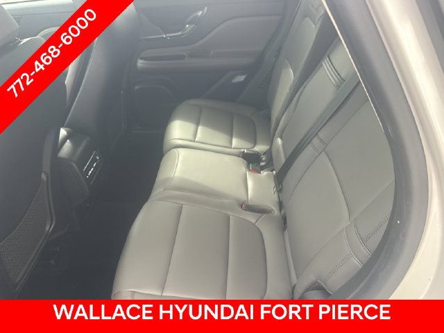 Used 2023 Lincoln Corsair FWD image 13