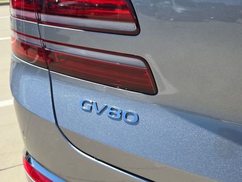 Used 2025 Genesis GV80 3.5T Prestige AWD/4WD image 11