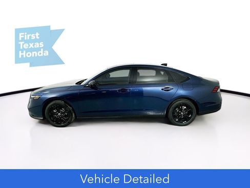 Used 2025 Honda Accord SE image 4