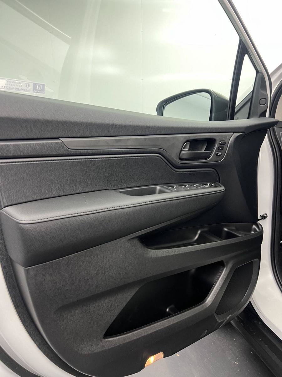 New 2027 Honda Odyssey EX-L image 17