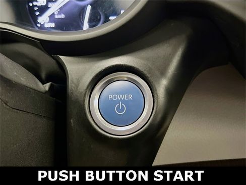 Used 2021 Toyota Sienna LE image 17