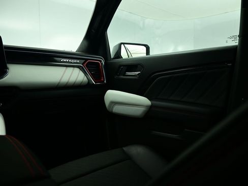 Used 2024 GMC Canyon AT4X image 12