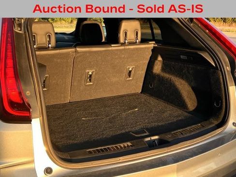 Used 2025 Cadillac XT4 Premium Luxury FWD image 25