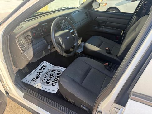 Used 2007 Ford Crown Victoria Police Interceptor RWD image 8