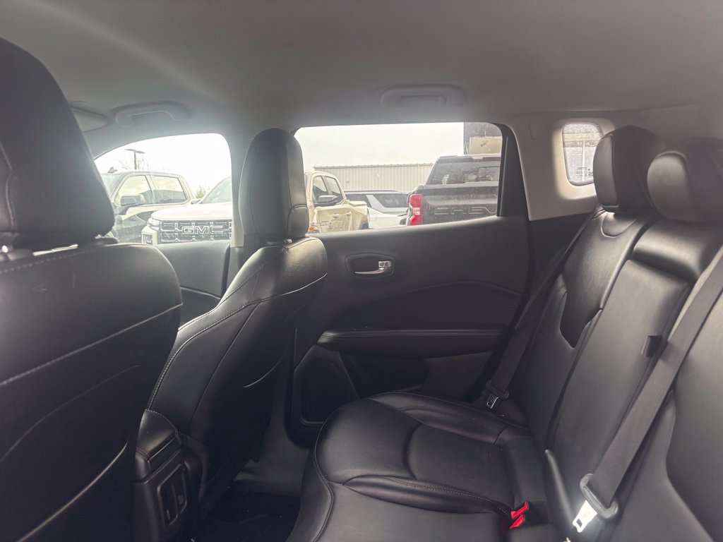 Used 2020 Jeep Compass Limited AWD/4WD image 8
