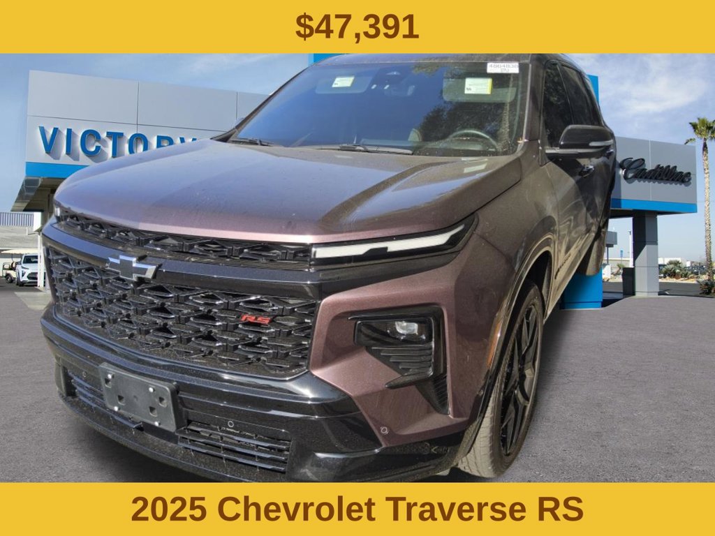 Used 2025 Chevrolet Traverse RS w/ LPO, Roadside Safety Package FWD image 2