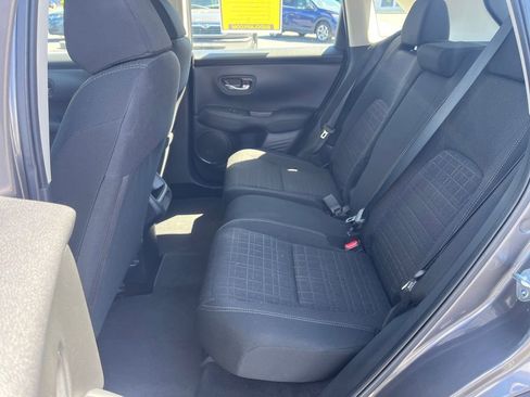 Used 2025 Honda HR-V LX image 18