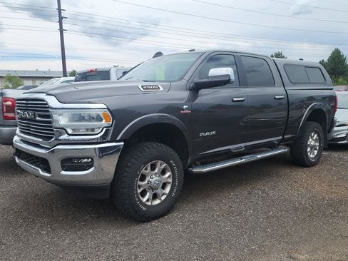 Used 2022 RAM 2500 Laramie AWD/4WD image 1