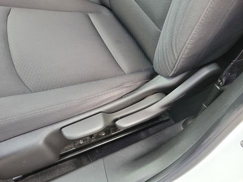 Used 2018 Chevrolet Malibu LS FWD image 22