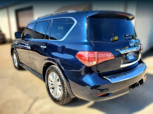Used 2017 INFINITI QX80 4WD w/ Driver Assistance Package image 11