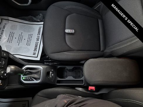 Used 2020 Jeep Renegade Sport AWD/4WD image 26