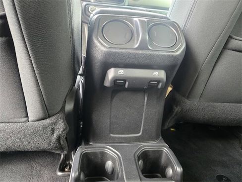 Used 2019 Jeep Wrangler Unlimited Sport S image 15