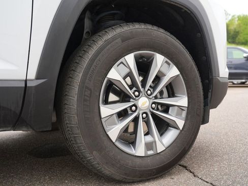 Used 2025 Chevrolet Equinox LT AWD/4WD image 30