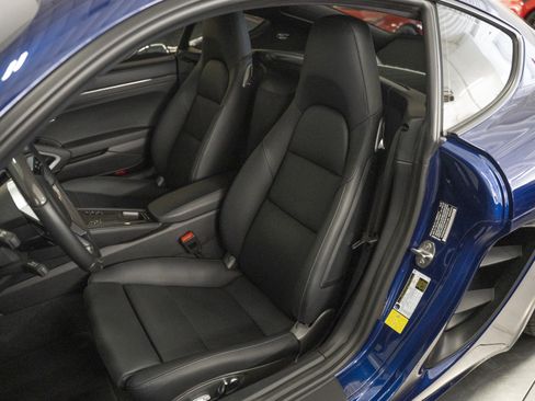 Used 2025 Porsche 718 Cayman S RWD image 24