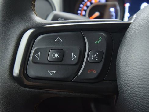 Used 2024 Jeep Wrangler Unlimited Sport AWD/4WD image 36