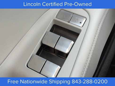 Certified 2025 Lincoln Navigator Reserve image 24