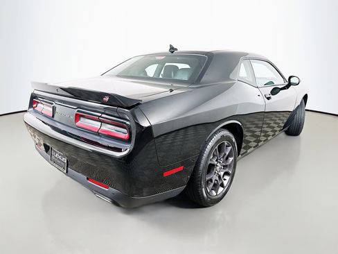 Used 2018 Dodge Challenger GT w/ Driver Convenience Group image 7