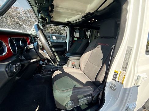 Used 2022 Jeep Wrangler Unlimited Rubicon w/ Steel Bumper Group image 24