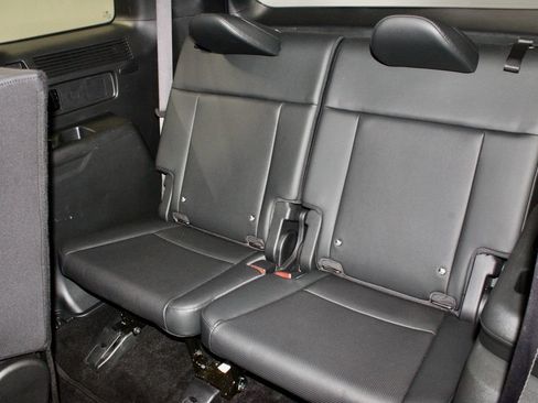 Used 2025 Hyundai Santa Fe SEL FWD image 23