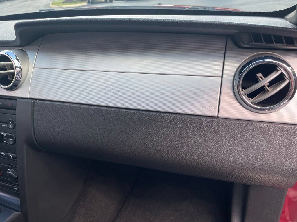 Used 2007 Ford Mustang GT RWD image 24