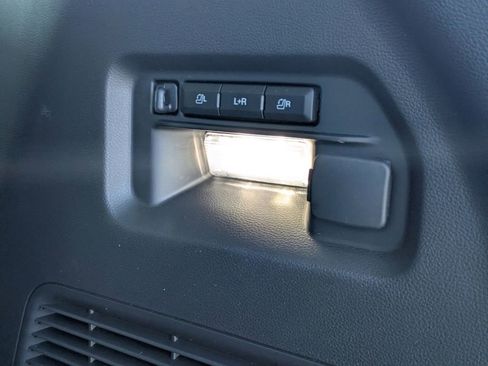 New 2026 Ford Explorer Platinum image 13