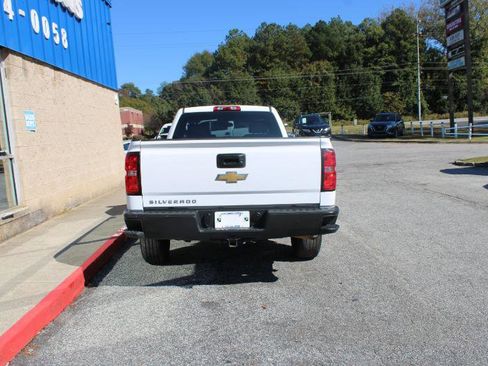 Used 2018 Chevrolet Silverado 1500 W/T w/ Trailering Package image 5