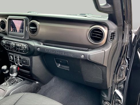 Used 2020 Jeep Wrangler Unlimited Sport AWD/4WD image 16