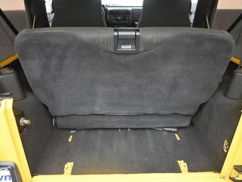 Used 2006 Jeep Wrangler X AWD/4WD image 26