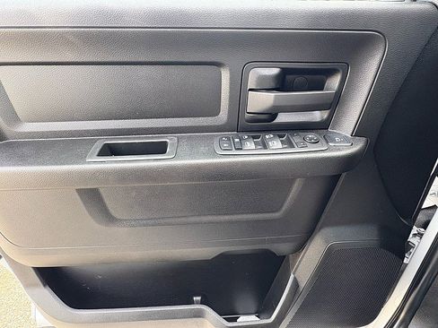 Used 2022 RAM 5500 Tradesman w/ Safety Group image 11