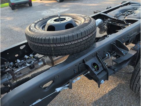 New 2026 RAM 3500 Tradesman w/ Chrome Appearance Group image 34