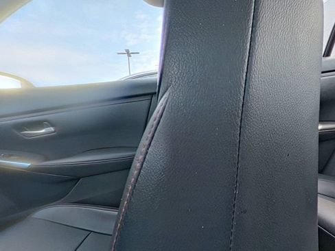 Used 2025 Nissan Sentra SR w/ SR Premium Package FWD image 25