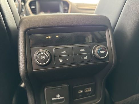 Used 2021 GMC Acadia Denali image 18