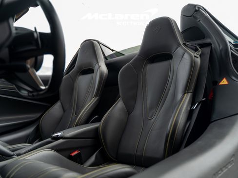 Used 2020 McLaren 720S Performance image 23