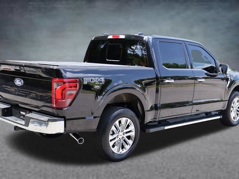Used 2025 Ford F150 Lariat w/ Equipment Group 502A High AWD/4WD image 3