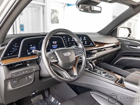 Used 2022 Cadillac Escalade ESV Luxury AWD/4WD image 20