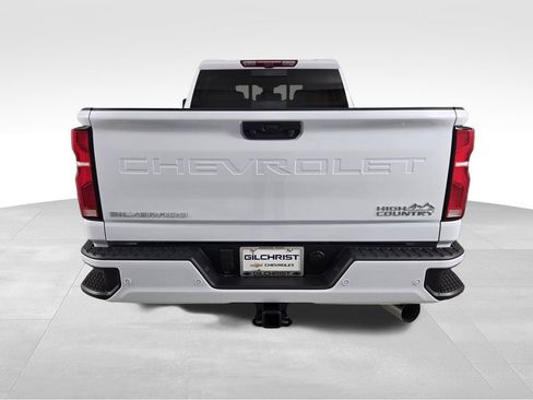 New 2026 Chevrolet Silverado 2500 High Country w/ High Country Premium Package AWD/4WD image 6