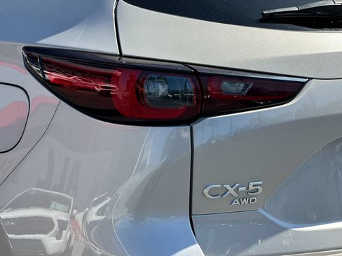 Used 2025 MAZDA CX-5 AWD 2.5 S w/ Select Package image 24