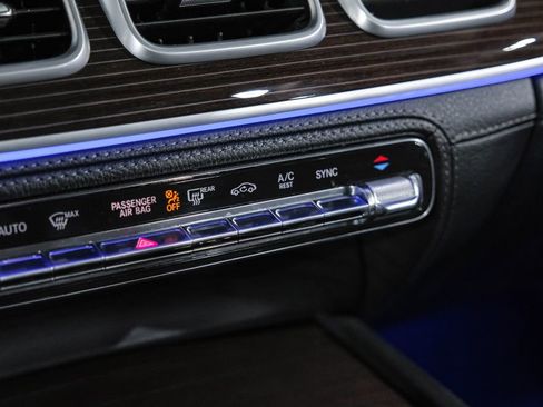 Used 2020 Mercedes-Benz GLS 580 4MATIC image 31