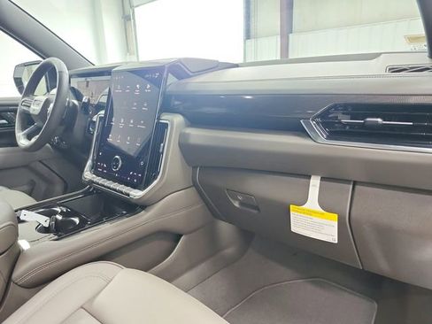 New 2026 GMC Yukon Elevation image 42