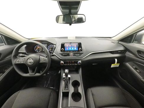 Used 2024 Nissan Altima 2.5 S image 19