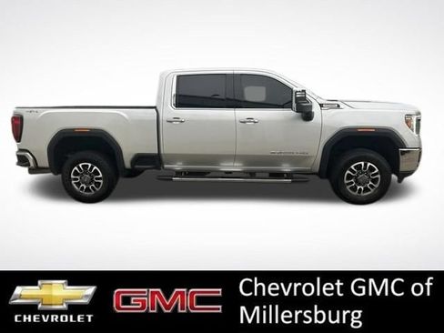 Used 2023 GMC Sierra 2500 SLT w/ SLT Convenience Package AWD/4WD image 2