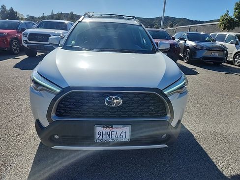Used 2023 Toyota Corolla Cross XLE image 8