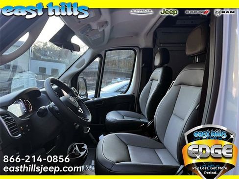 New 2026 RAM ProMaster 1500 w/ Quick Order Package 22G SLT image 4