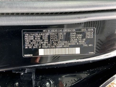 Used 2018 Volvo XC60 T6 Inscription w/ Convenience Package image 37