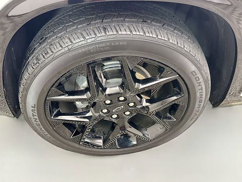 Used 2024 Chevrolet Traverse RS FWD image 36