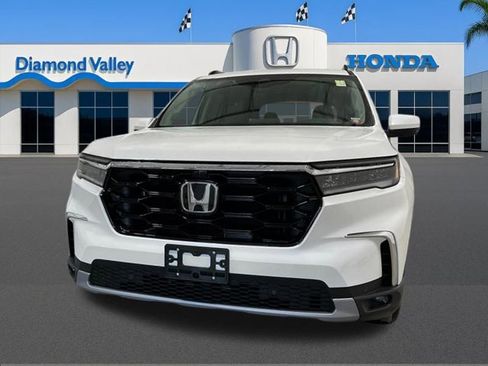 New 2025 Honda Pilot Elite image 8
